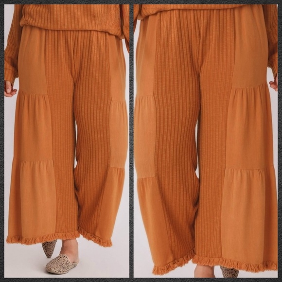 UMGEE Textured Soft Linen Blend Oversized Top & Tiered Ruffled Raw Hem Pants Set - Picture 3 of 16